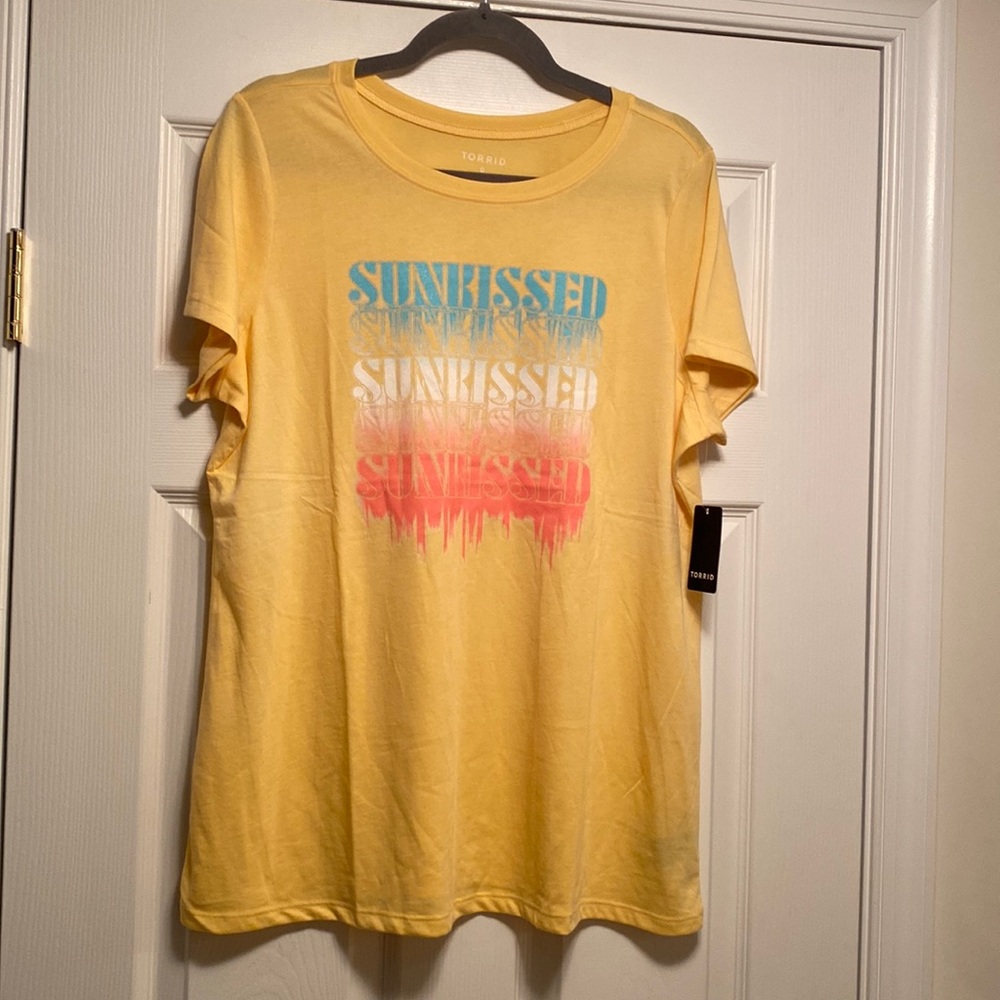 Brand New Torrid Sunkissed Yellow T-shirt…size 0/L/12 - Picture 1 of 4